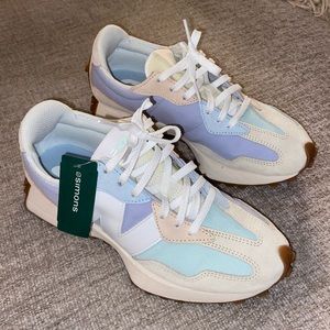 New Balance 327 pastel - NWT